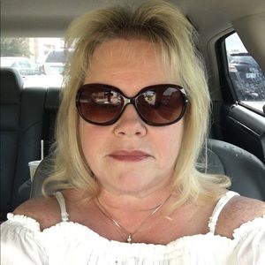 Meet your Posher, Audrey